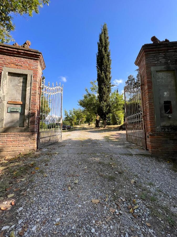 Borgo Al Canto Degli Alberi Lucca Exterior foto
